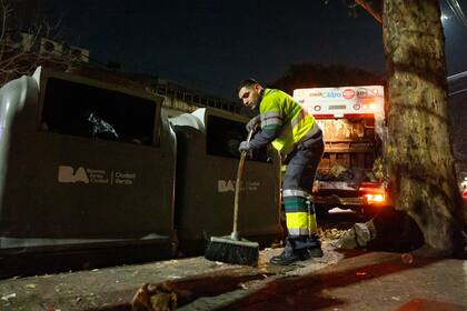 A la par de las empresas concesionarias de la recolección de basura, trabajaron cuadrillas del gobierno porteño