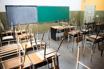 A la suspensión de las clases presenciales se sumó el impacto de la pandemia en los viajes