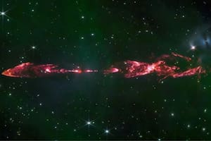 La impresionante imagen de una estrella recién nacida que lanza chorros gigantes