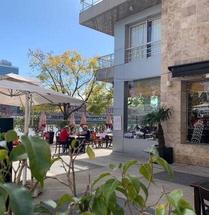 A la vera del río, Il Fiume ofrece lo mejor de la cocina italiana.