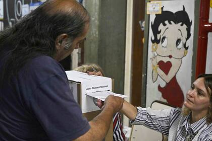 A las 14 ya había votado el 44% del padrón electoral