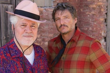 A las órdenes de Pedro Almodóvar, acaba de estrenar un western gay donde actúa con Ethan Hawke.