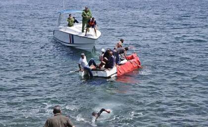 A lo largo de los años, EE.UU. ha diseñado varios parole dirigidos a la comunidad cubana, para facilitar la reunificación familiar y permanencia en el país