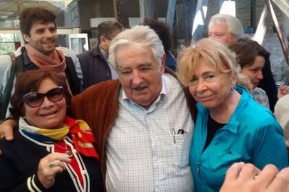 A lo largo de su carrera Eglis conoció a grandes figuras mundiales como en este caso a Pepe Mujica