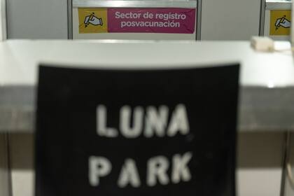 A lo largo de sus 89 años de trayectoria, el Luna Park se mostró como un fiel reflejo de lo que sucede en la Argentina y desde mañana jugará un rol decisivo en la pandemia de coronavirus