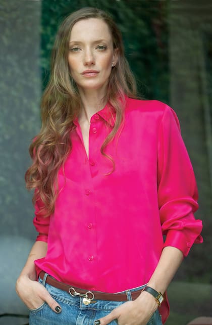 A los 33 años, la modelo está en uno de sus mejores momentos laborales: "Todo lo que construí en estos 20 años, hoy me pone en un lugar privilegiado. Conozco mi trabajo, lo construí sola; y hoy puedo
redoblar la apuesta".