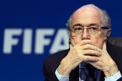 A los 79 años, Blatter quedó envuelto en otro escándalo de la FIFA