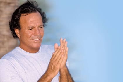 A los 81, Julio Iglesias no piensa en el retiro