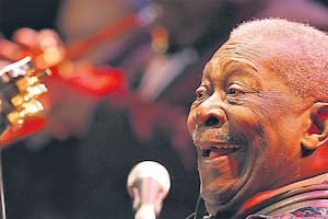 Se crio en una plantación de algodón, se convirtió en el rey del blues y tuvo una relación idílica con su amada Lucille