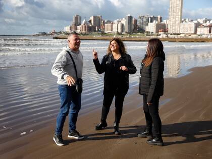 A los hermanos les sorprendió que el nombre de los tres empieza con "Car"