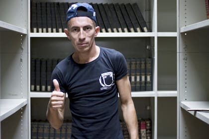 "A los prejuicios no les paso tanta cabida, aunque son como pequeños cortes en la piel, en el corazón. No justifico lo que hice por la indiferencia social. Eso ya está pagado y me dieron otra oportunidad. La universidad me brindó herramientas con las que quiero modificar mi mundo", reflexiona Wakiki