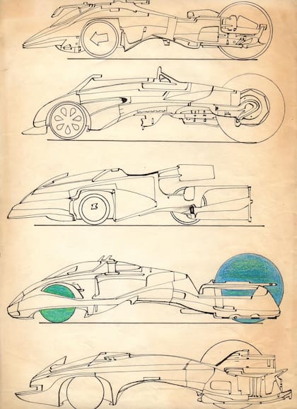 A mano alzada, Spinetta dibujada diseños precoces sobre autos futuristas