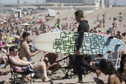 A Mar del Plata llegaron más de 100.000 visitantes y se ocupó el 85% de la capacidad hotelera; la mayor demanda de alquileres para la temporada se siente en Pinamar y Cariló