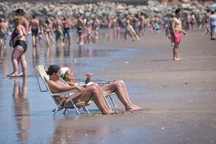 A media mañana, la temperatura superó los 31 grados en Mar del Plata, en una jornada que invitó a disfrutar