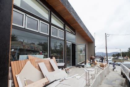 A mediados de febrero la confitería estaba todavía en pleno proceso de obra.