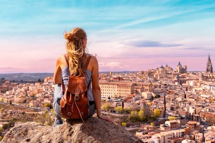 A menos de 80 kilómetros de Madrid, vale la pena pasar una noche para conocer en profundidad uno de los mayores patrimonios monumentales de Europa