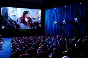 A menos de un año de su cierre, reabre un complejo de cines en Caballito