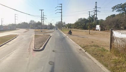 A metros del poste, la zona donde comienza la bifurcación en calle Los Incas