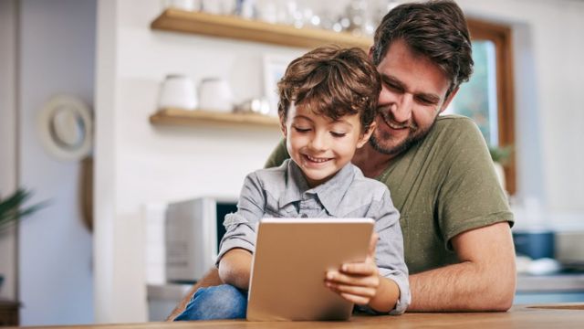 A muchos les gustaría que sus hijos supieran que pueden acudir a ellos con preguntas y problemas, especialmente en la era digital