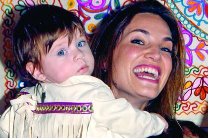 A nueve meses de haber sido mamá, la modelo se convirtió en empresaria de la moda