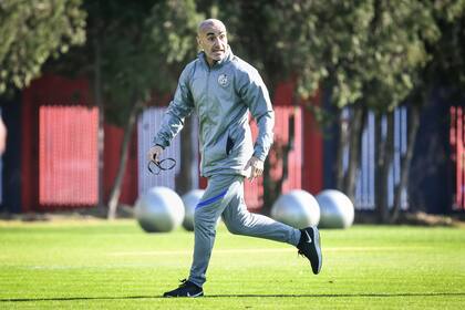 A Paolo Montero le agrada Di Santo, pero el delantero se lesionó