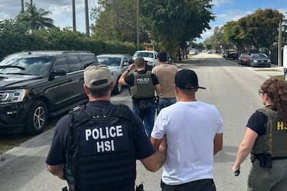 A partir de 2026, los departamentos del sheriff en los condados de Texas están obligados a colaborar con los operativos de ICE