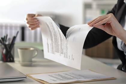 A partir de la vigencia del DNU, el propietario tendrá la libertad de rescindir el contrato de alquiler sin causa, a menos que el contrato se lo impida