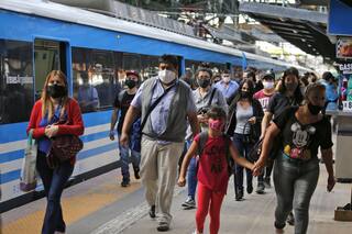 Transporte: Ya piden el DNI y hay preocupación entre los trabajadores informales