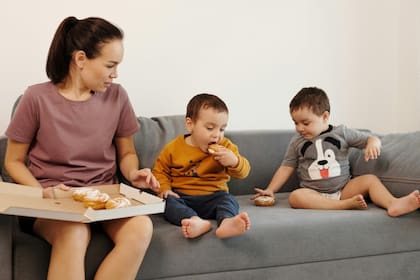 A partir de los 40 años, la fertilidad femenina se reduce a la mitad, dado que solamente se conserva un porcentaje mínimo de la reserva ovárica (Foto ilustrativa: PEXELS)