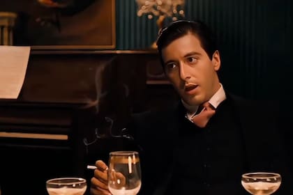 A partir de una escena de la primera película, el creador de contenido buscó un aroma que reflejara la calma, el control y la autoridad silenciosa del personaje