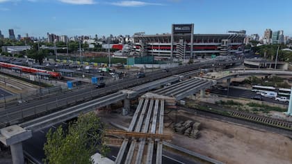 A partir del 28 de marzo, estará reducida la calzada de Lugones a la altura del Puente Labruna