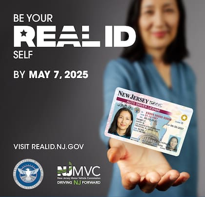 A partir del 7 de mayo de 2025, se debe tener una tarjeta que cumpla con las reglas de la Real ID si se quiere usar como identificación federal