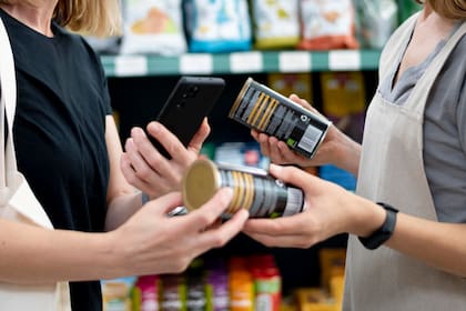 A partir del segundo semestre de 2026, todos los productos alimenticios en las tiendas de California deberán cumplir con las nuevas reglas de etiquetado