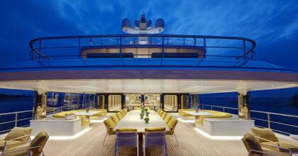 A pesar de contar con cocina completa y salones para organizar cenas, el emir de Qatar prefiere reunirse con amigos en Punta del Este.