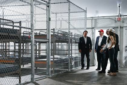 A pesar de la suspensión temporal de las obras que dispuso la justicia, DeSantis confirmó que continúan las operaciones