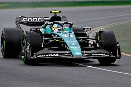 A pesar de las condiciones climáticas desfavorables, Alonso mantuvo sus buenas impresiones en las prácticas previas al Gran Premio de Australia