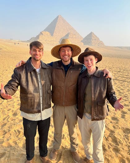 A pesar de las dificultades del terreno, el youtuber logró conocer algunos de los templos sagrados del Antiguo Egipto