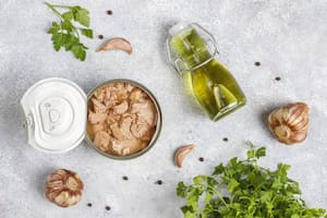 A pesar de sus beneficios para la salud, el consumo excesivo de atún puede ser perjudicial debido a la presencia de un metal pesado