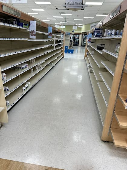 A pesar del inminente cierre, las tiendas permanecerán operativas para vender los productos restantes y harán una transición de recetas a otras tiendas para sus habituales clientes