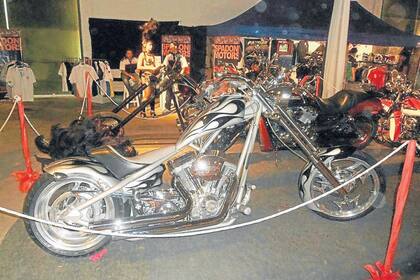 A pesar del mal tiempo, más de 3000 motociclistas de todo el país se dieron cita en la Expo Unicamente Moto de Gualeguaychú