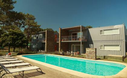 A pocas cuadras del mar, este proyecto ecosustentable ofrece hospedaje con el mínimo impacto ambiental.