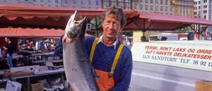 La increíble historia del noruego que inventó el sushi con salmón crudo y logró imponerlo en Japón