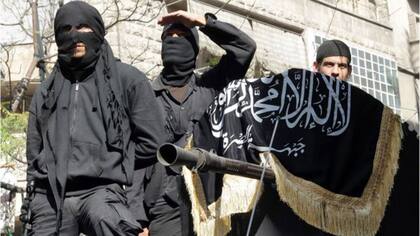 A Qatar se la acusa de apoyar a grupos como al Nusra, un afiliado de al Qaeda que combate en Siria
