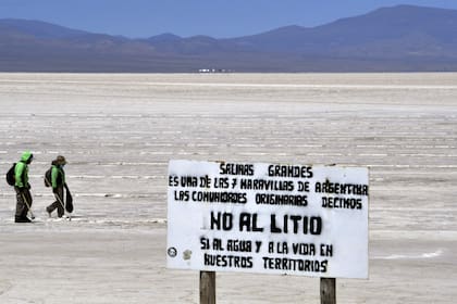 "Triángulo de litio" de América Latina. El "oro blanco" que se encuentra en Argentina, Bolivia y Chile en cantidades mayores que en cualquier otro lugar del mundo.