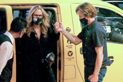 A solas. Julia Roberts y su marido, Danny Moder, compartieron una romántica velada.