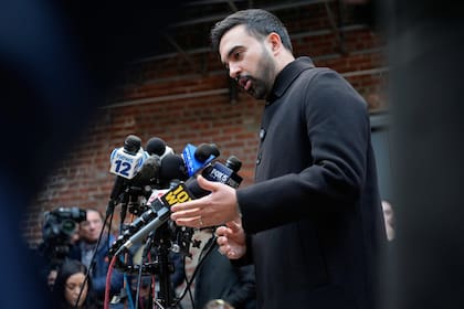 A través de la Orden Ejecutiva 04, se creó el equipo Land Inventory Fast Track (LIFT), cuyo objetivo es identificar terrenos municipales baldíos o subutilizados en los cinco distritos para transformarlos en proyectos residenciales