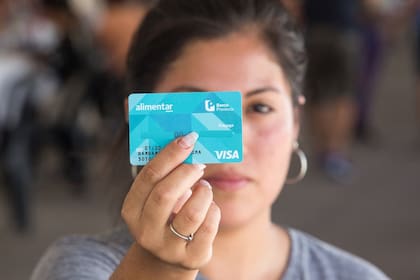 Aumentaron los montos de la Tarjeta Alimentar en 50%