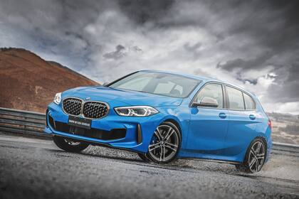 A tres meses de ser presentado en el Salón de Frankfurt, llega al país el nuevo BMW Serie 1