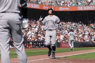 Aaron Judge pega jonrón de dos carreras y Yankees vencen 3-0 a Gigantes