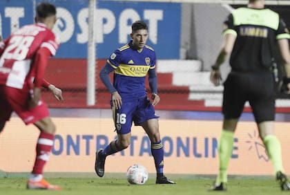 Aaron Molinas frente a Unión, por el Torneo 2021